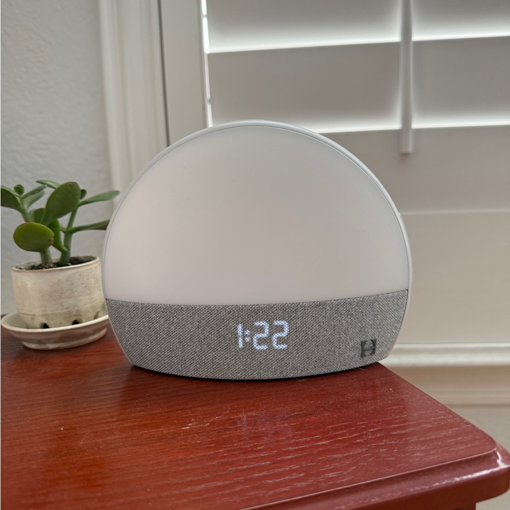 Hatch Restore 1 Clock
